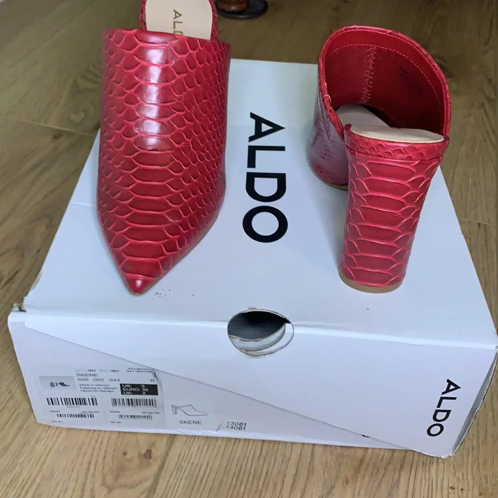 ALDO Skene - Picture 4 of 5